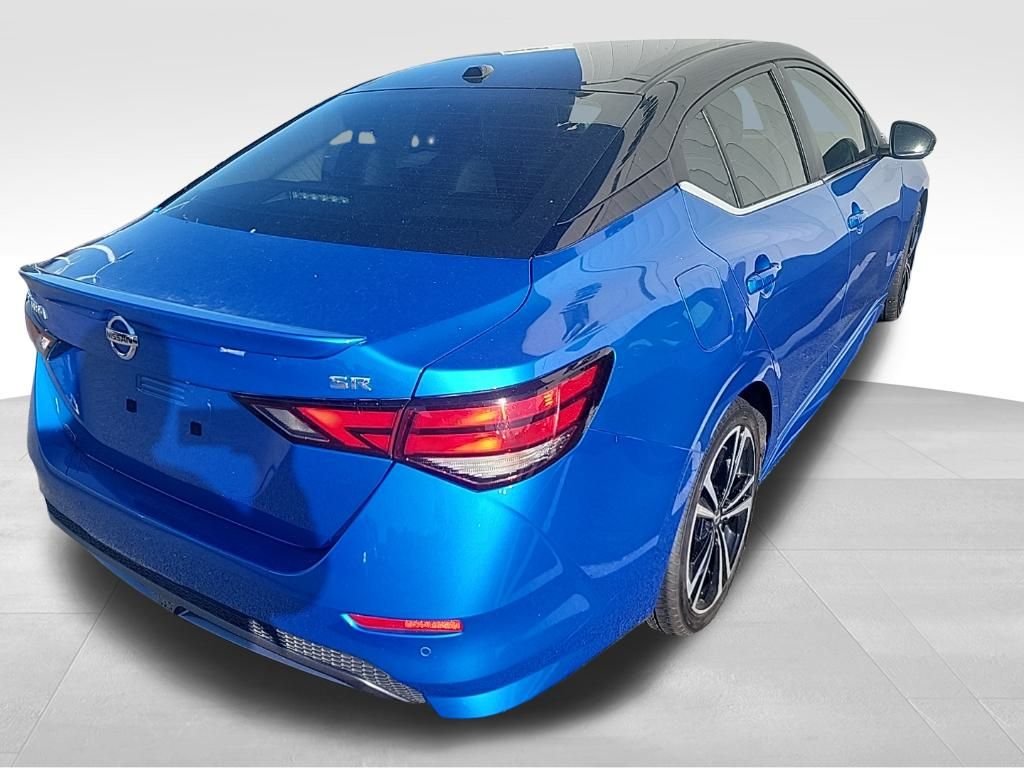 2023 Nissan Sentra SR Premium photo 3