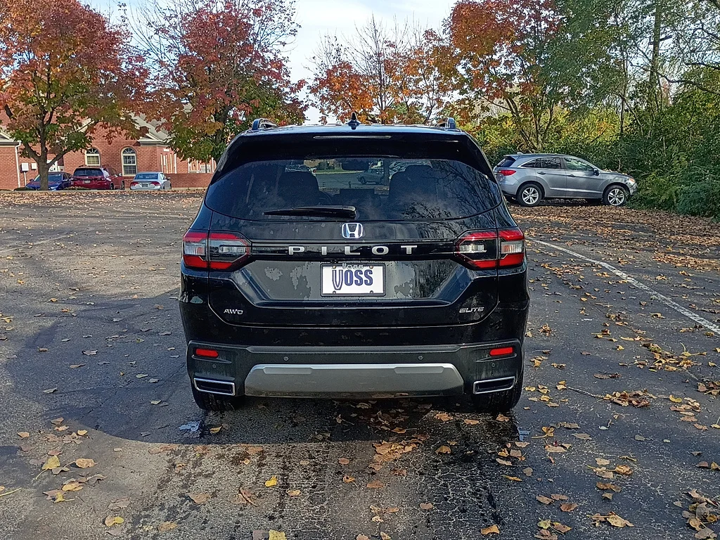 2026 Honda Pilot Elite, photo 3 of 12