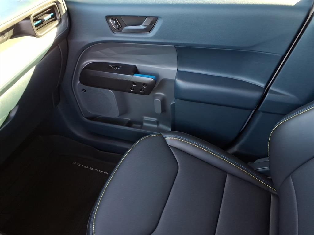 2025 FORD MAVERICK - Image 24