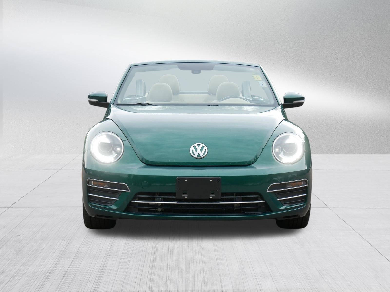 Used 2017 Bottle Green Metallic/Beige Roof Volkswagen 1.8T SEL image 2
