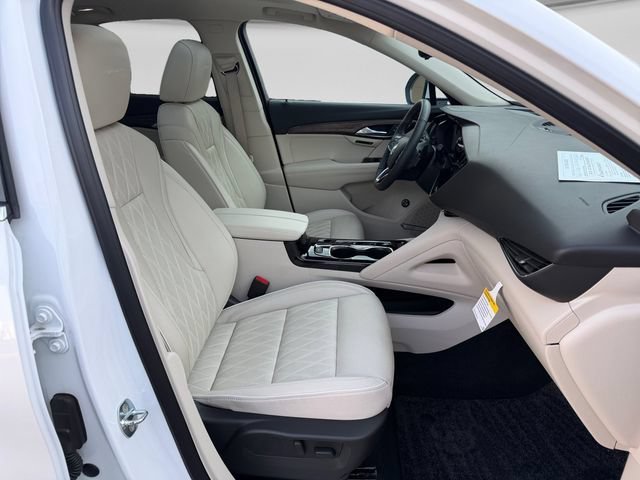 Used 2023 WHITE FROST TRICOAT Buick Avenir image 14