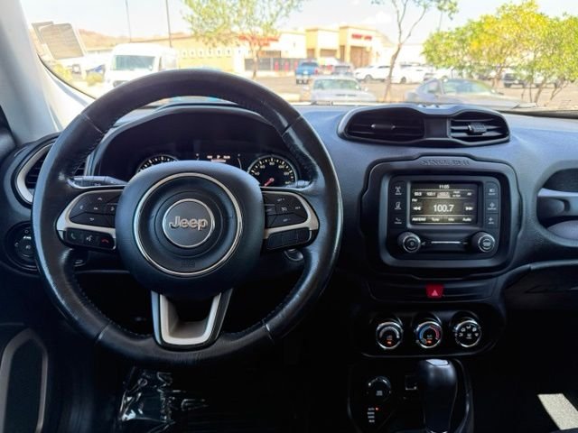 2016 Jeep Renegade Latitude - Photo 16