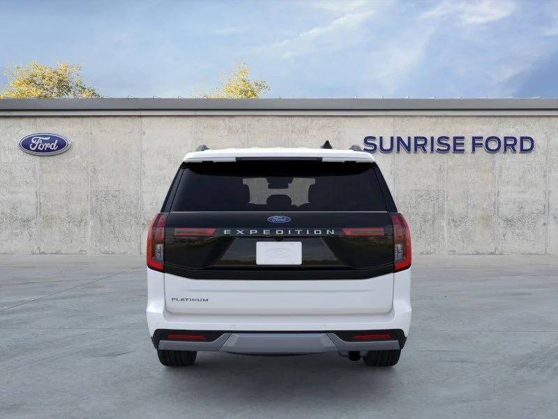 New 2026 Star White Metallic Tri-Coat Ford Platinum® image 5