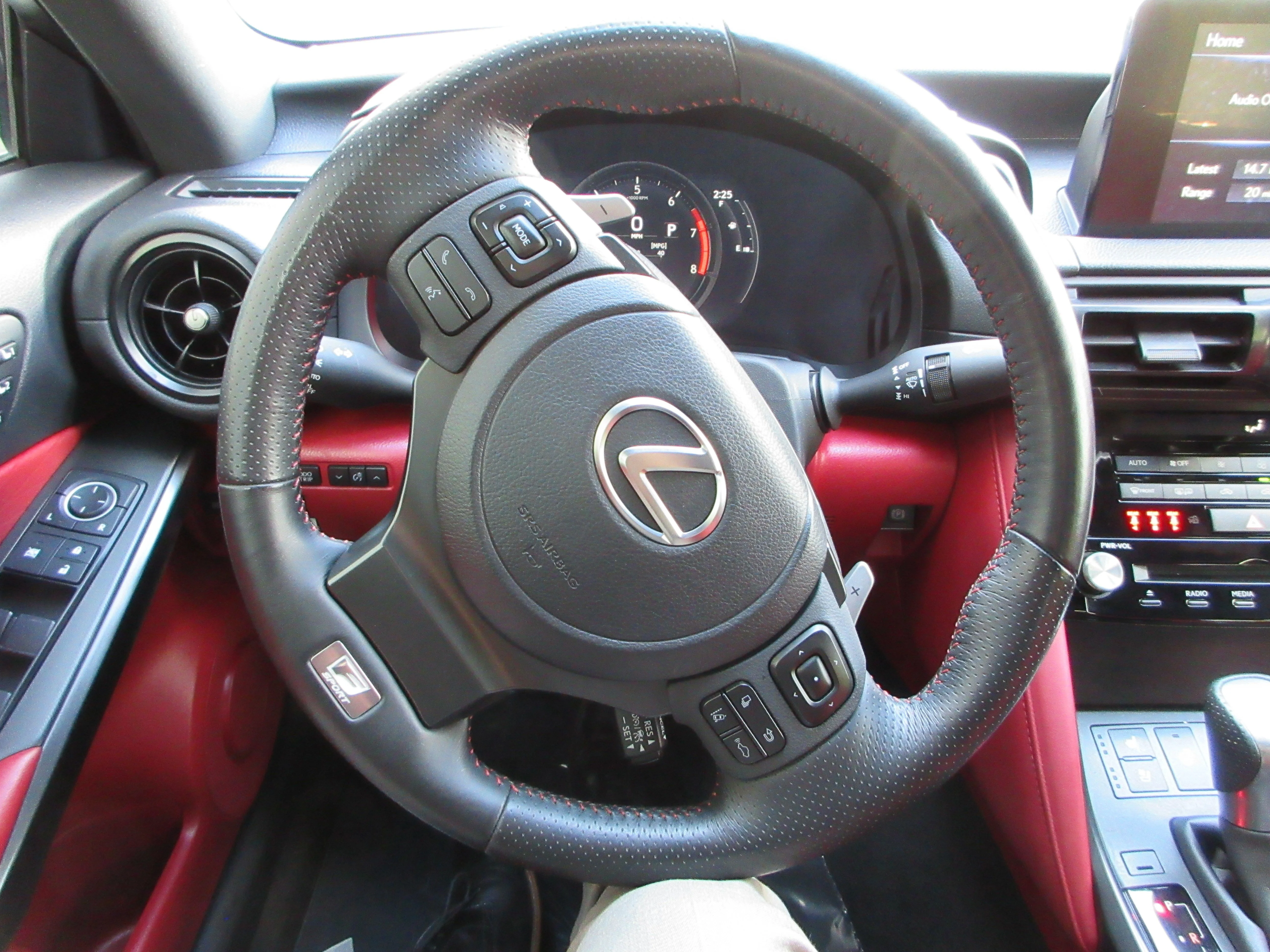 2024 Lexus IS 350 F SPORT - Photo 38