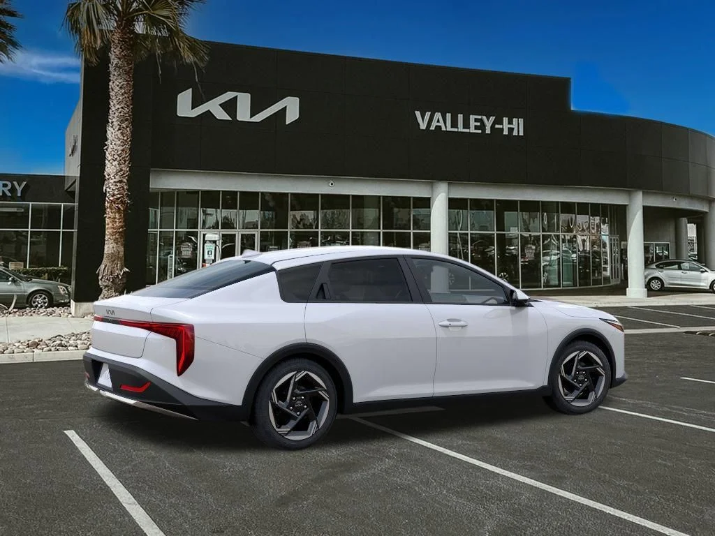 New 2026 Snow White Pearl Kia EX image 6