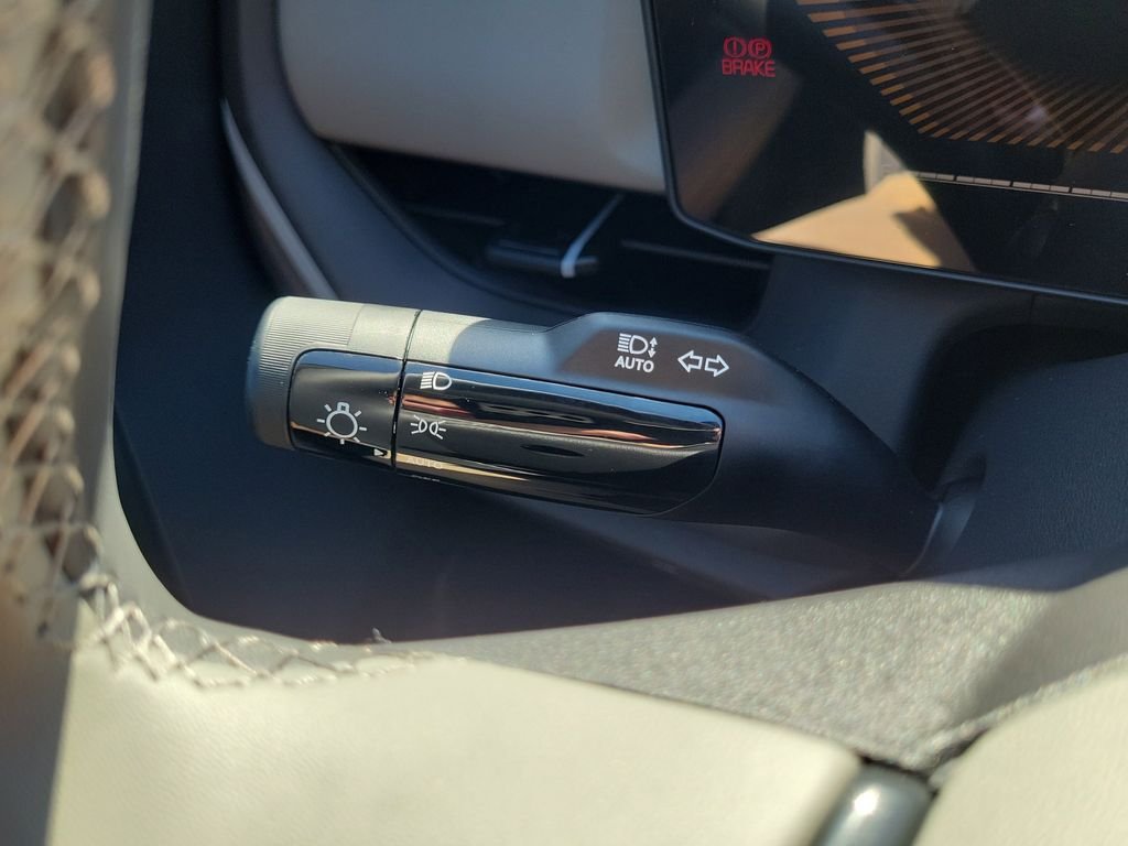 New 2027 Silver Kia EX image 28