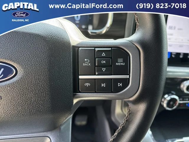 Used 2026 White Ford Lariat image 23