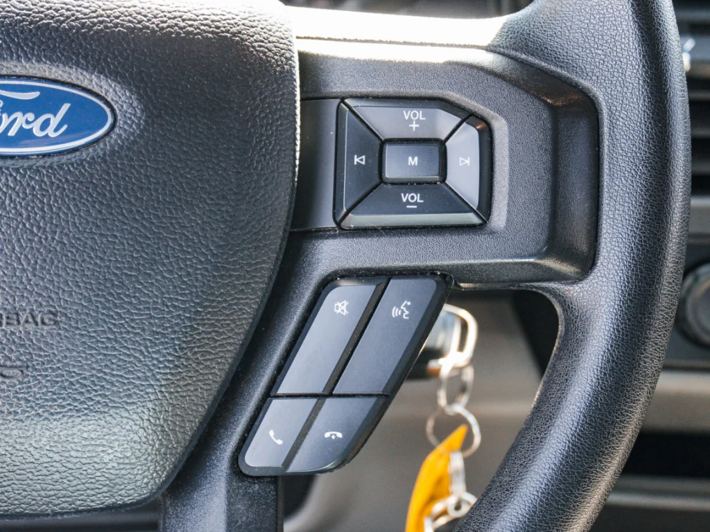 Used 2020 Oxford White Ford XL image 15