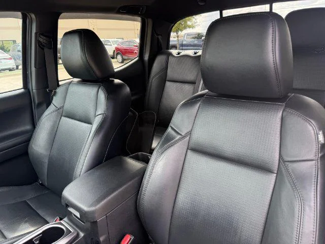 Certified Used 2022 MAGNETIC GRAY MET. Toyota Limited image 40