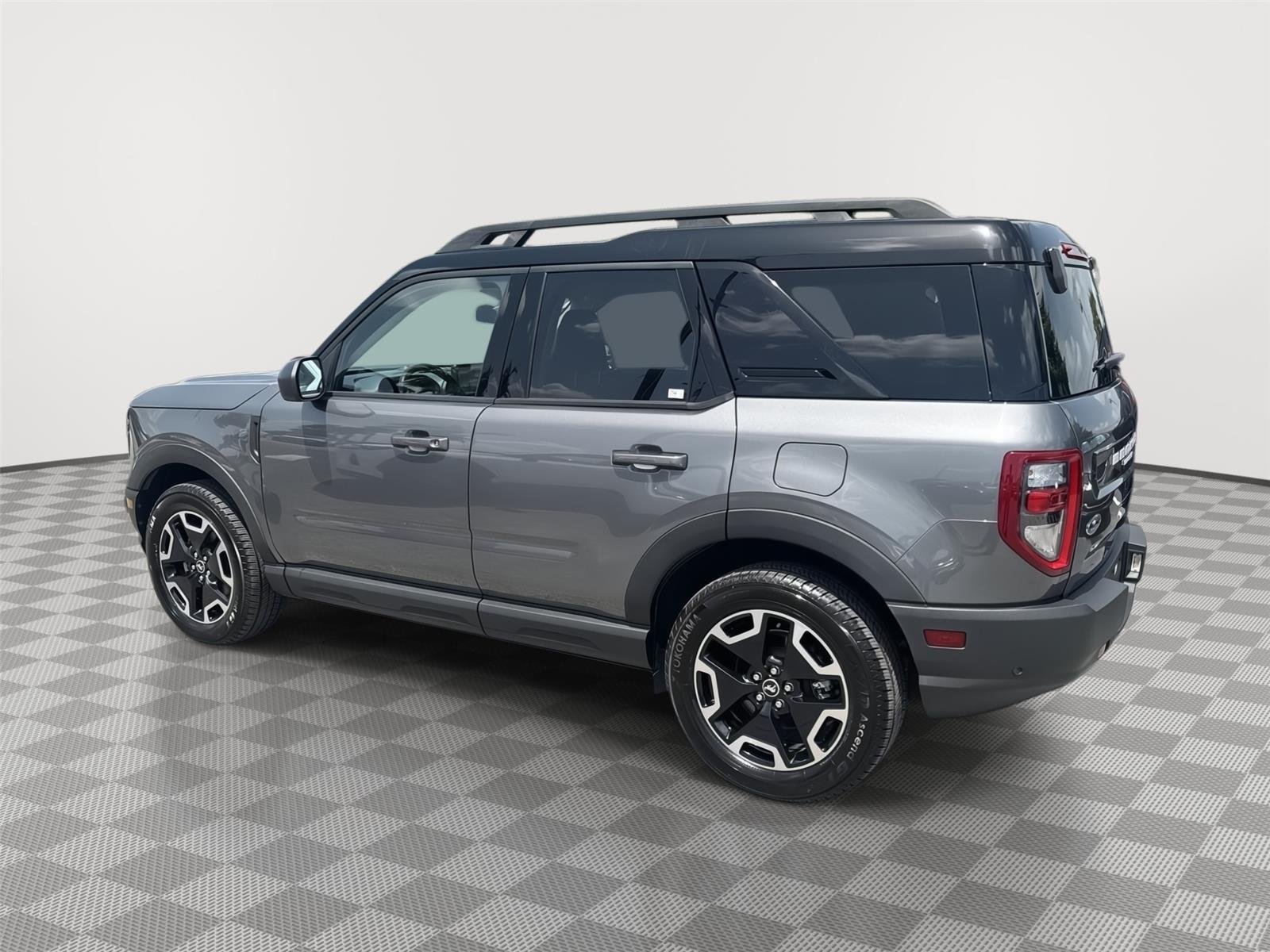 Used 2023 Carbonized Gray Ford Outer Banks image 6