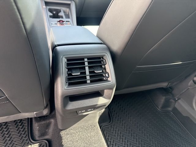 New 2026 Avocado Green W/Deep Black Roof Volkswagen 2.0T SE R-Line Black image 30