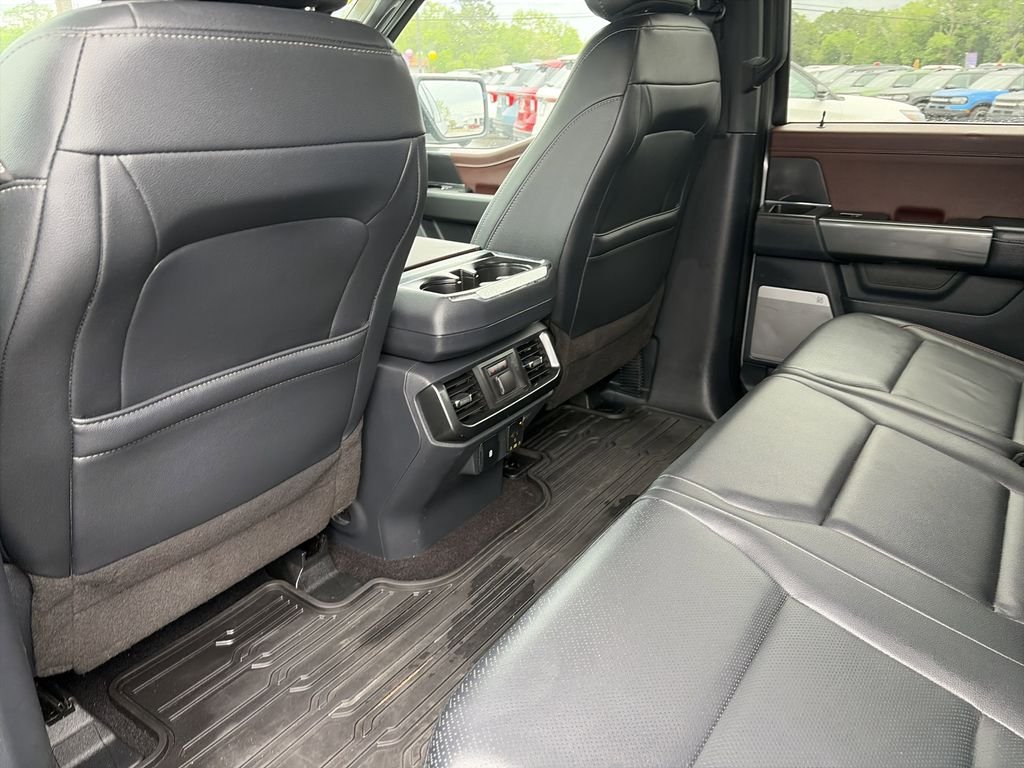 Used 2022 Silver Ford Lariat image 33
