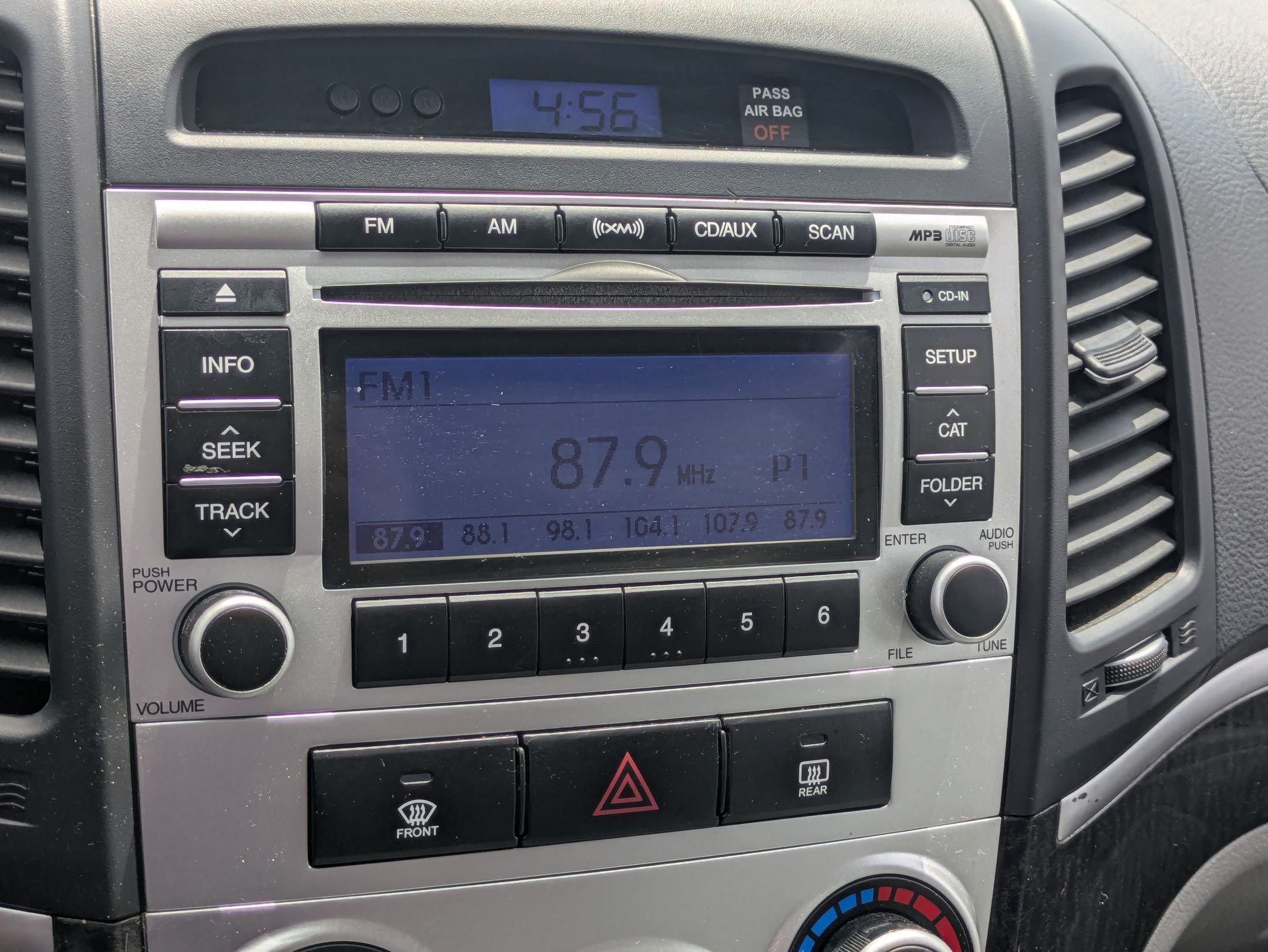 2009 Hyundai Santa Fe GLS - Photo 21