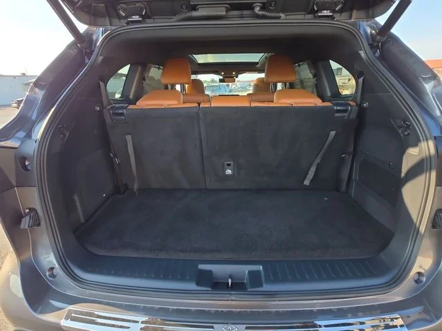 Used 2023 Gray Toyota Platinum image 24