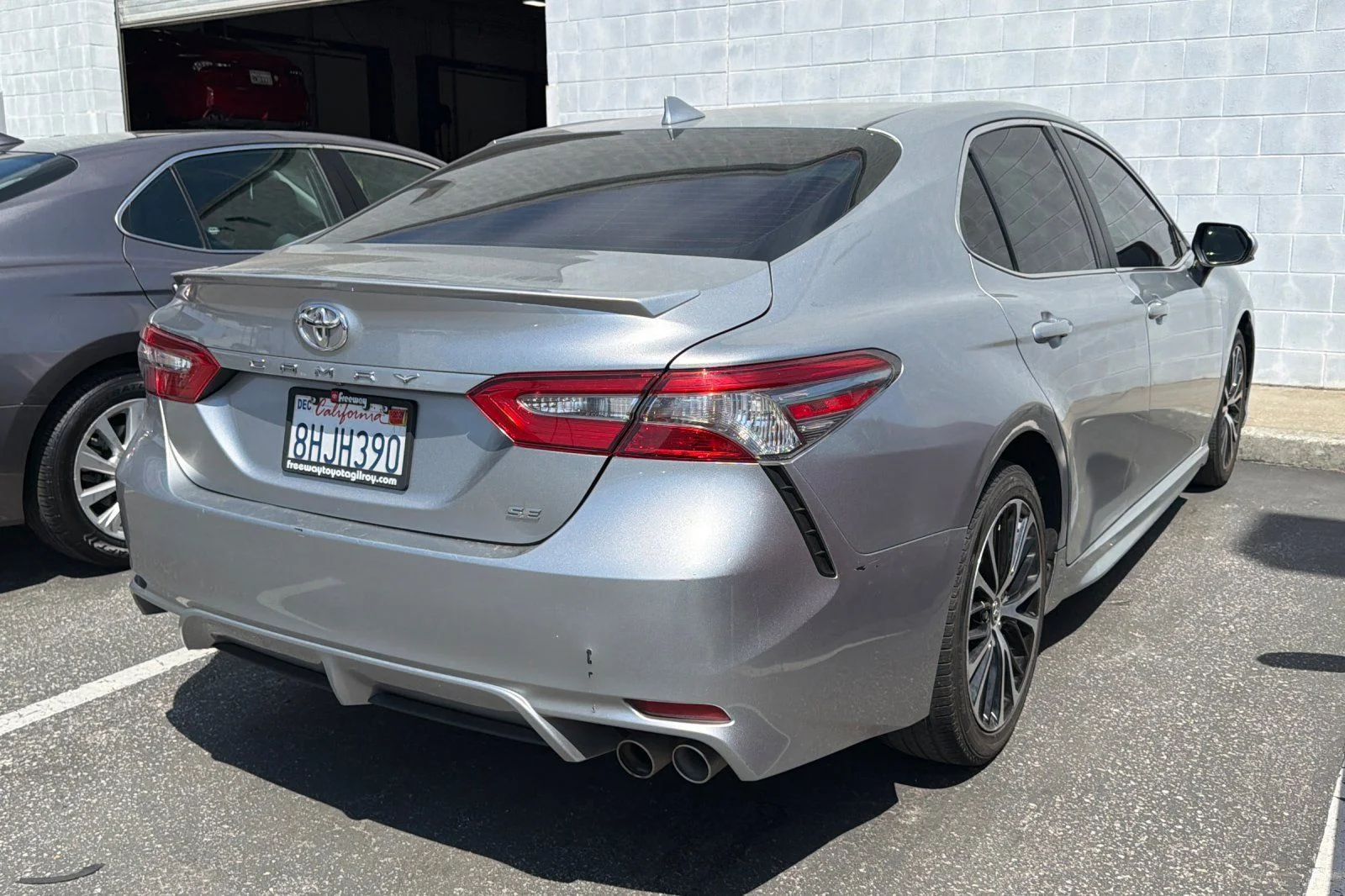 Used 2019 Silver Toyota SE image 5