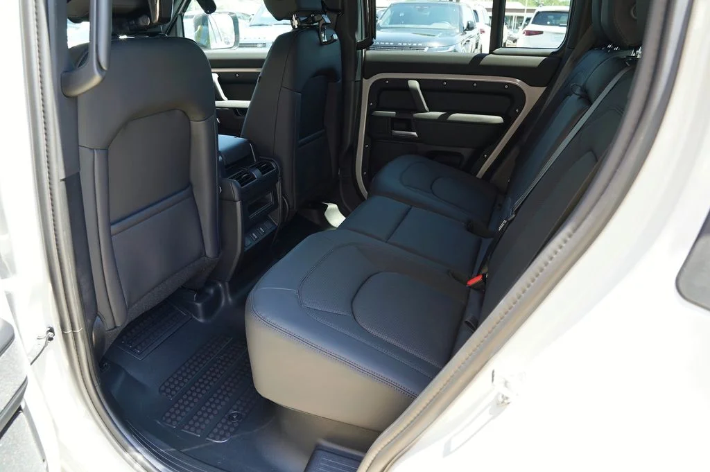 New 2026 Borasco Grey Land Rover S image 30