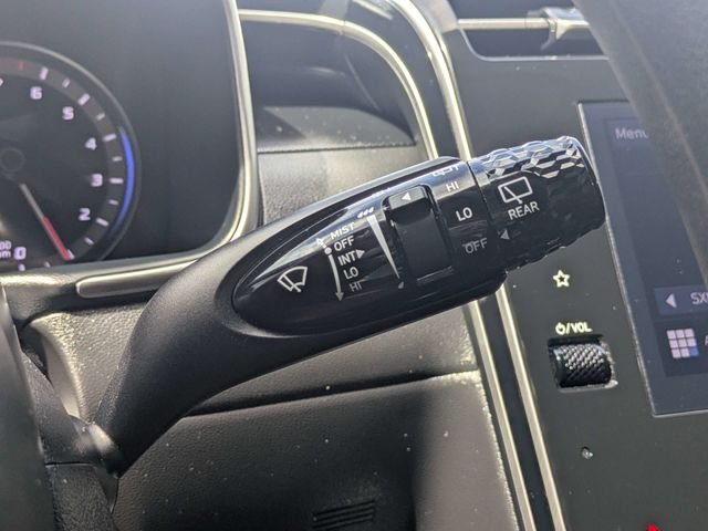 Used 2024 Black Hyundai SEL image 29