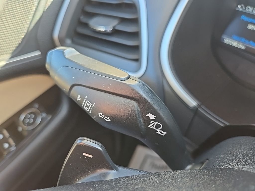 Used 2019 Blue Ford SEL image 44