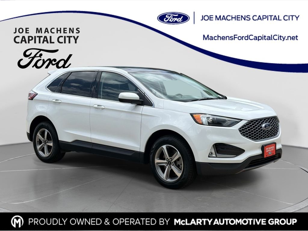 Used 2023 White Ford SEL image 1