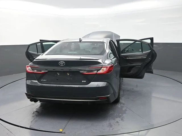 Used 2025  Toyota SE image 43