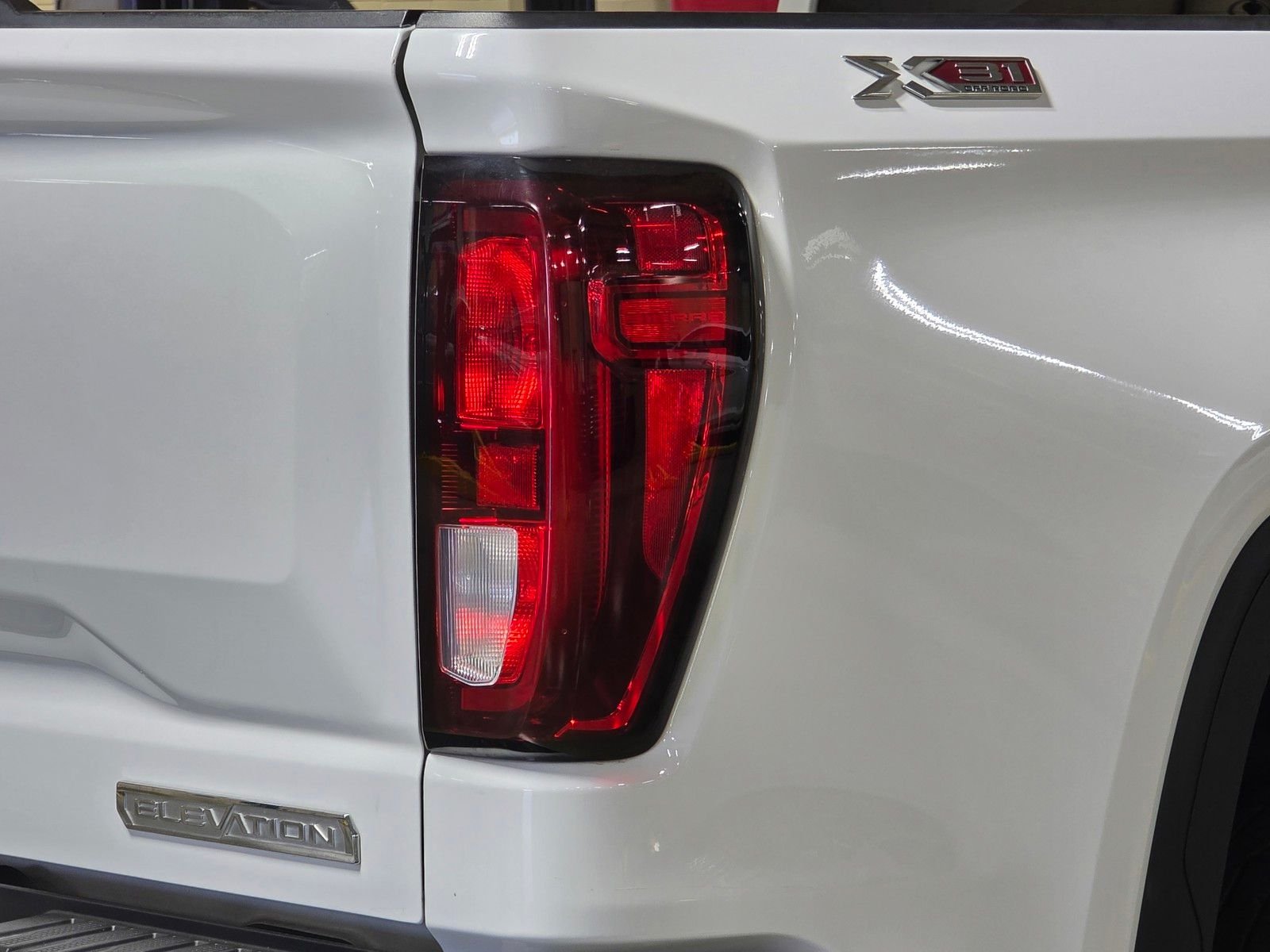 Used 2021 Summit White GMC Elevation image 13
