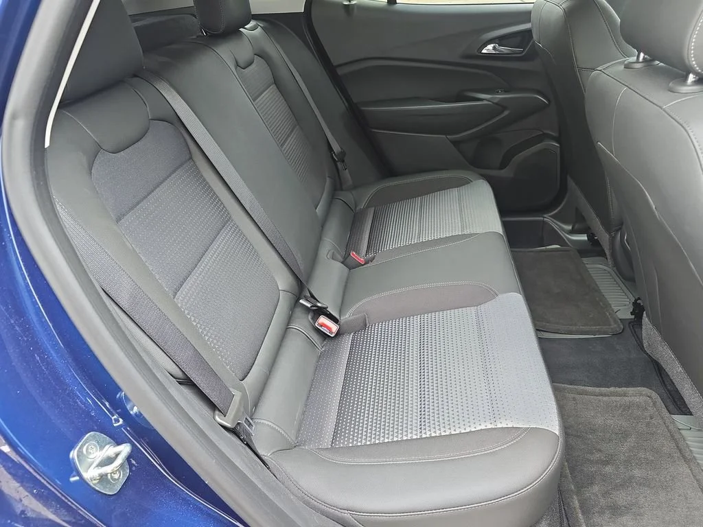2024 Chevrolet Trax LT - Photo 28