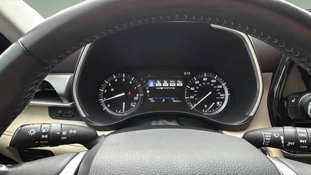 Used 2020  Toyota XLE image 15