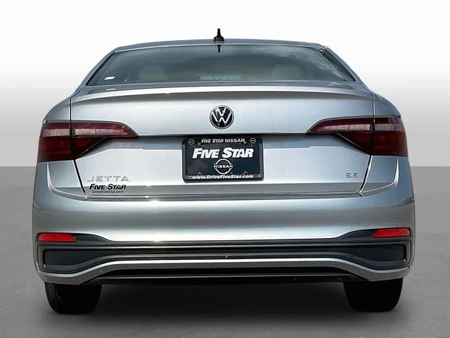 Used 2024  Volkswagen 1.5T SE image 6