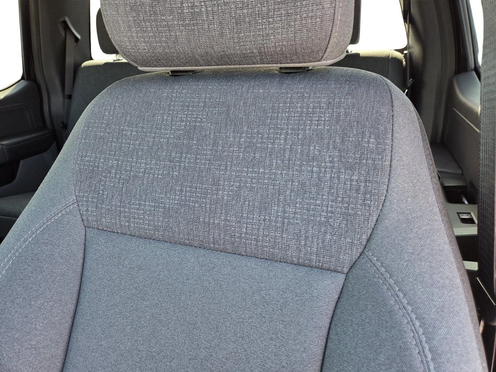 Used 2024 Agate Black Ford XLT image 18