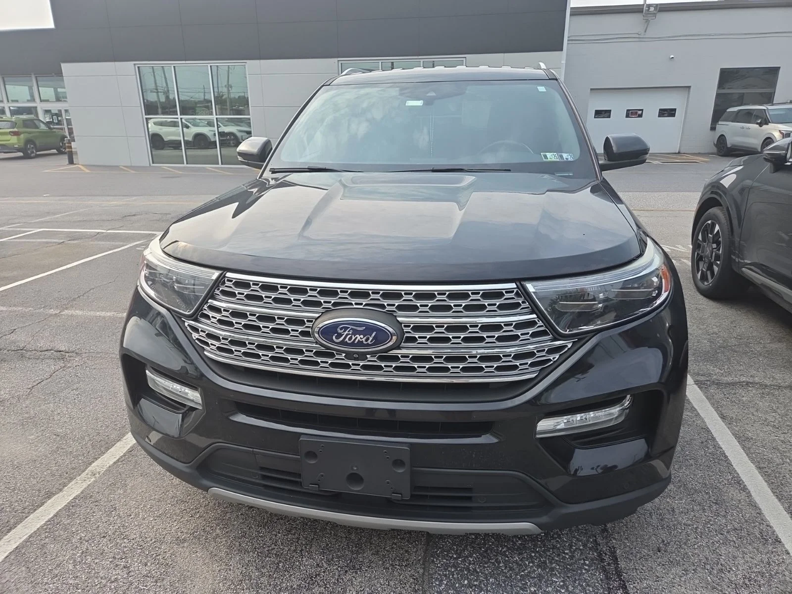 Used 2020 Black Ford Limited image 2