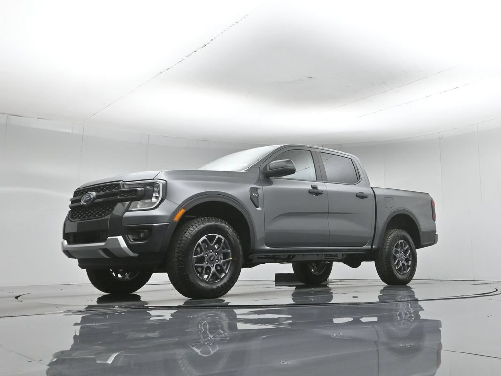 New 2026 Carbonized Gray Metallic Ford XLT image 41