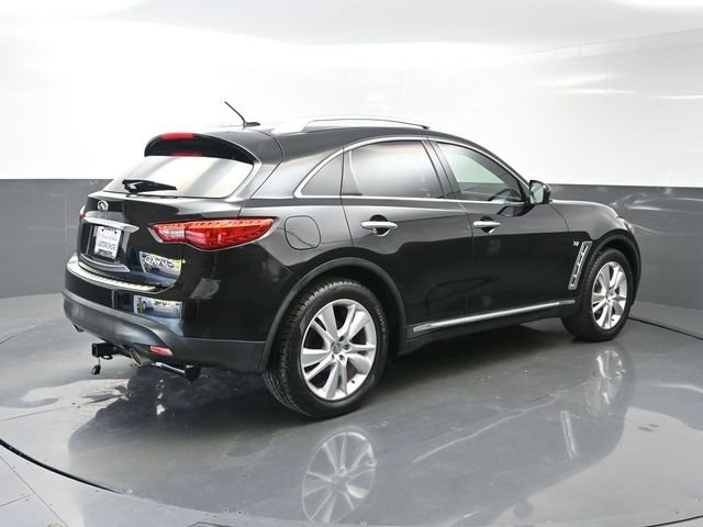 Used 2016 Black INFINITI Base image 7