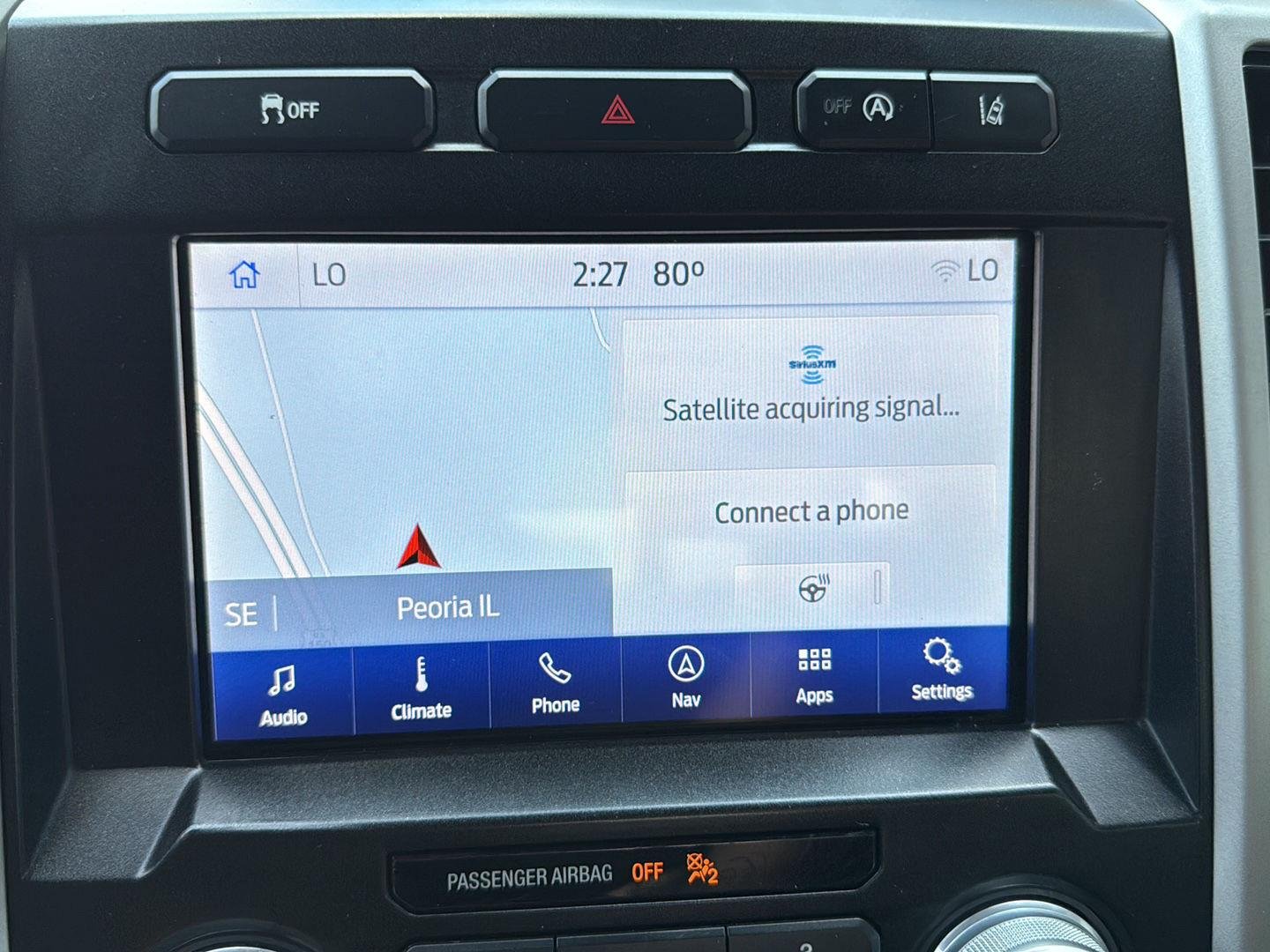 Used 2020 Agate Black Metallic Ford LARIAT image 22