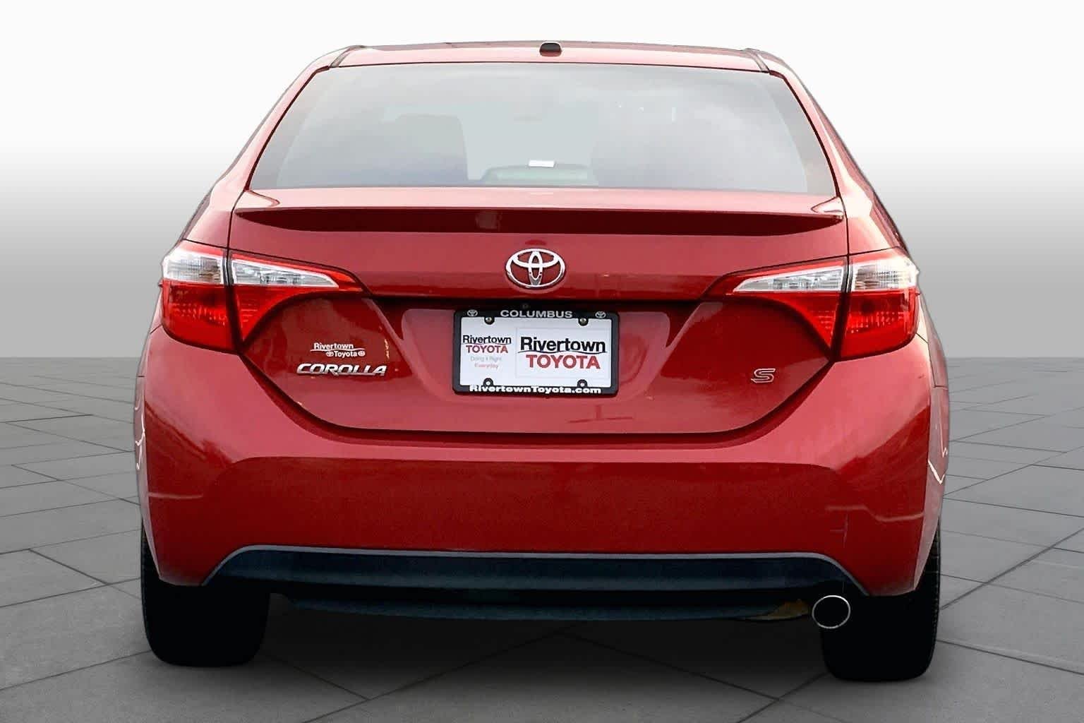 Used 2016 Barcelona Red Metallic Toyota S Plus image 5