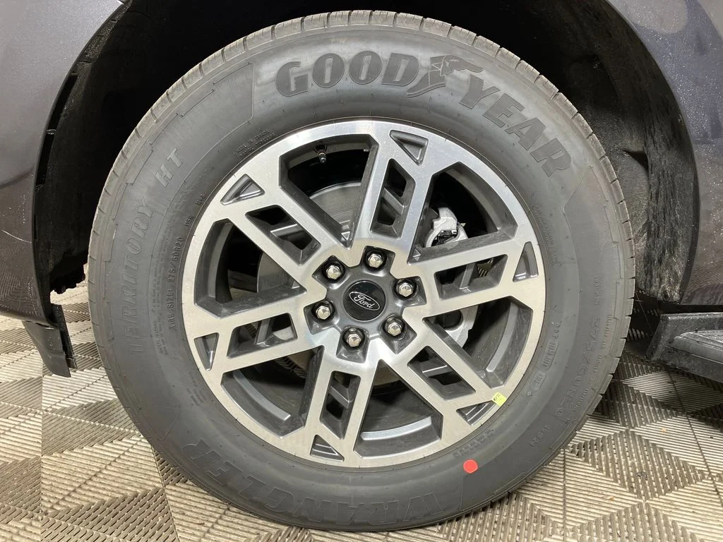 2026 Ford Expedition Active - Photo 12