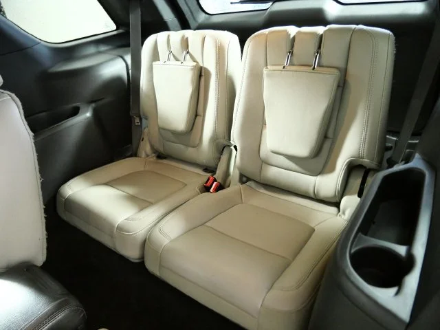 Used 2011 White Ford Limited image 16