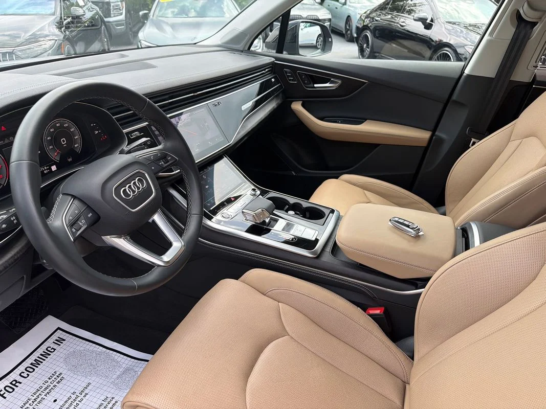 Used 2025 Black Audi Prestige 55 TFSI quattro Tiptronic image 9