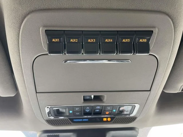 New 2026 White Ford Platinum image 6