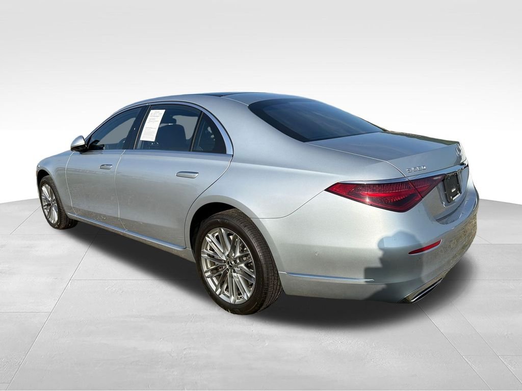 Used 2021 Silver Mercedes-Benz S 580 image 3