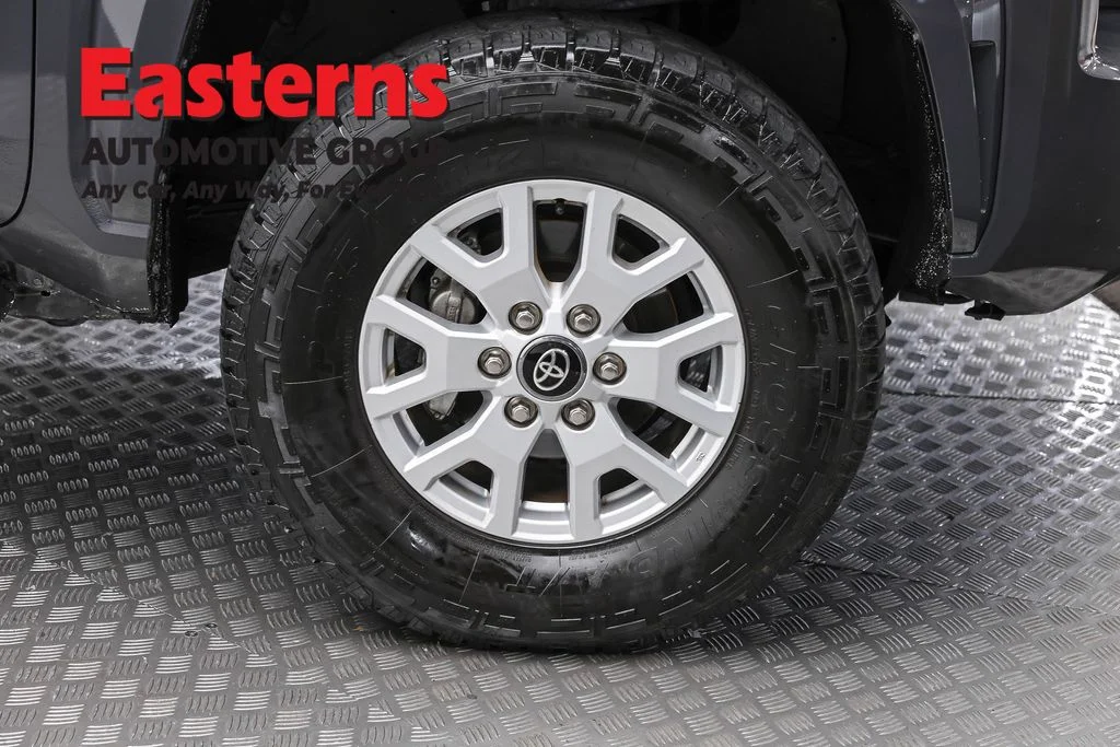 Used 2025 Black Toyota SR5 image 31