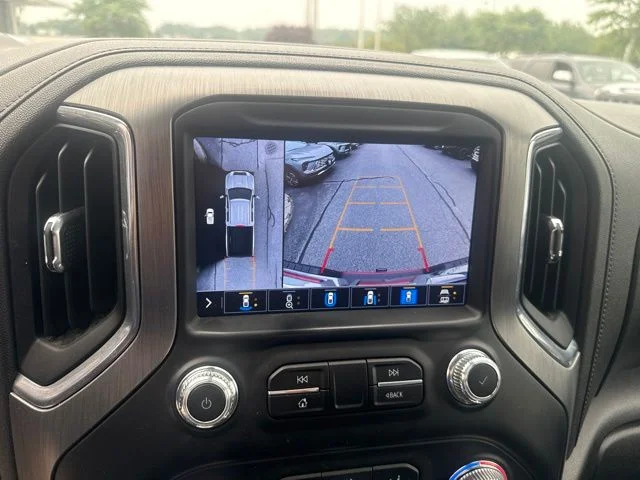 Used 2023 Red GMC Denali image 19
