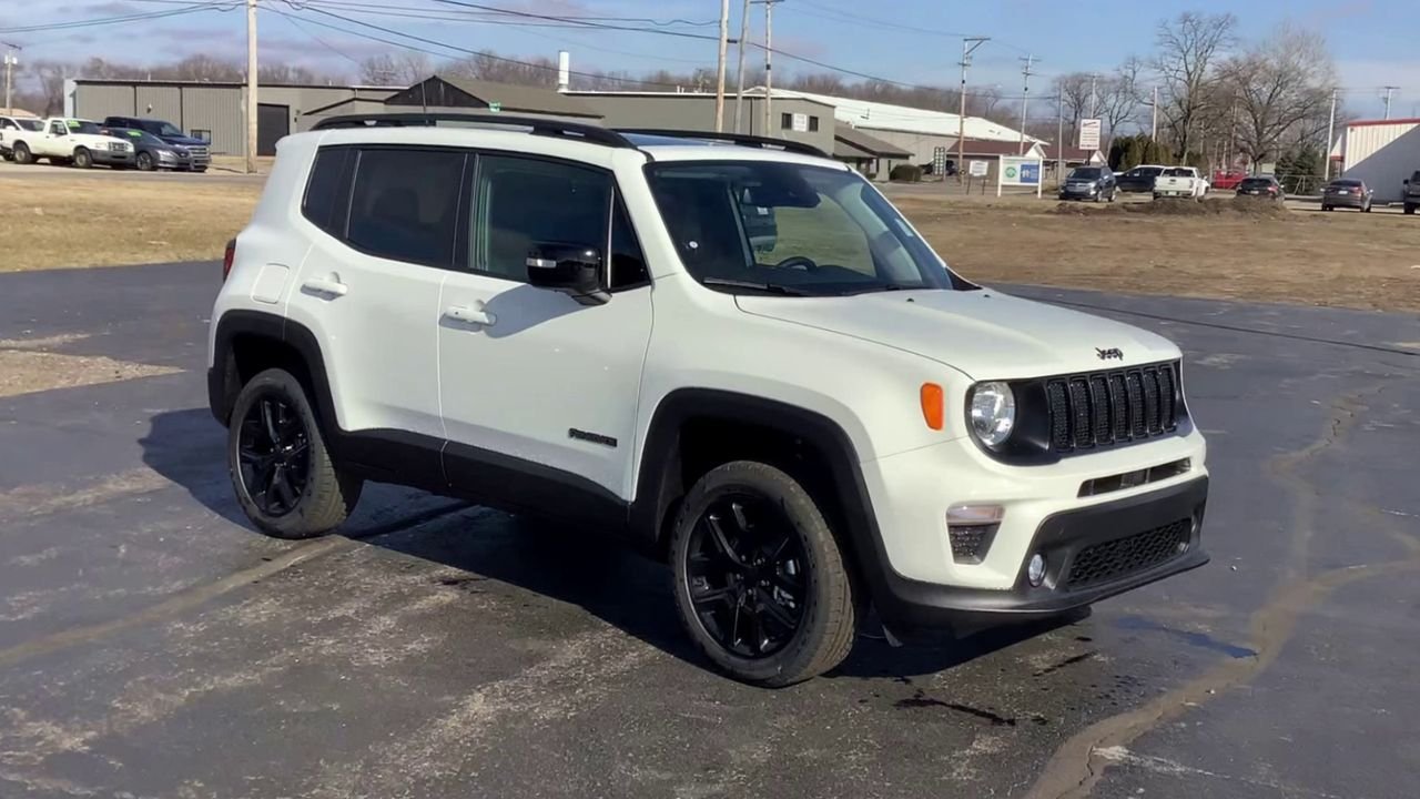 Used 2023 White Jeep Altitude image 2