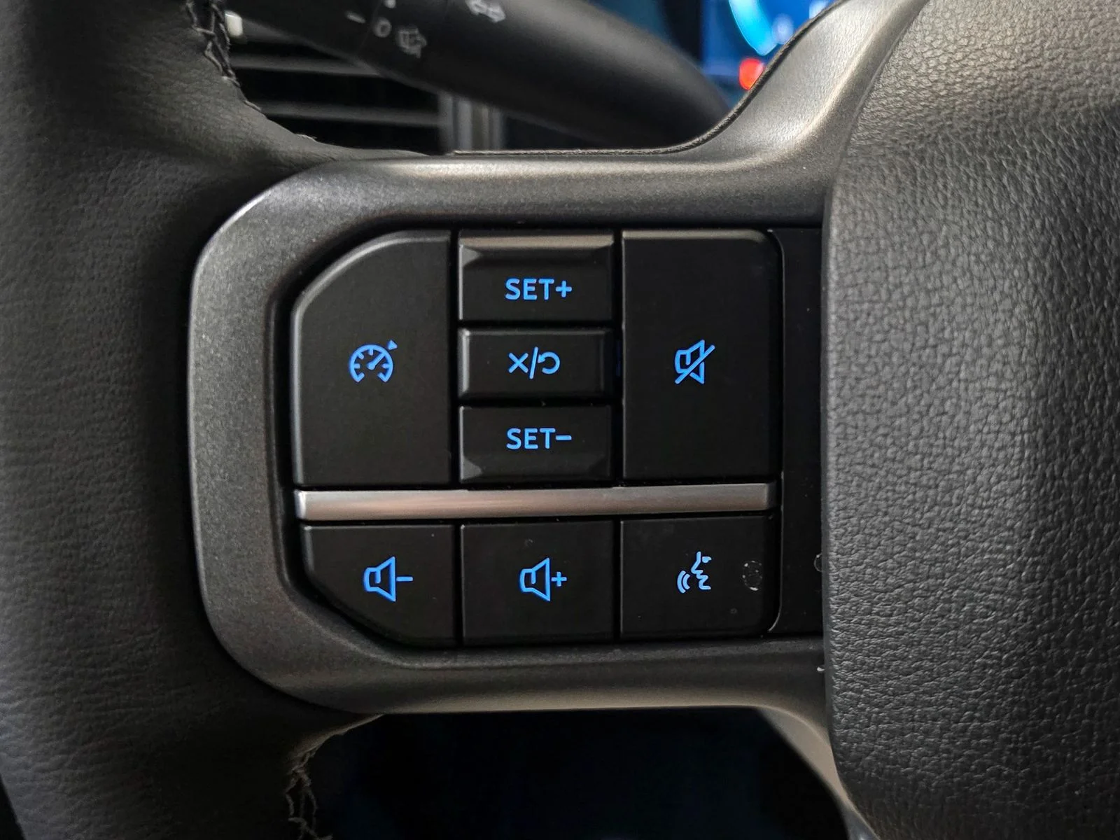 2025 Ford F-350 Super Duty Lariat - Photo 33