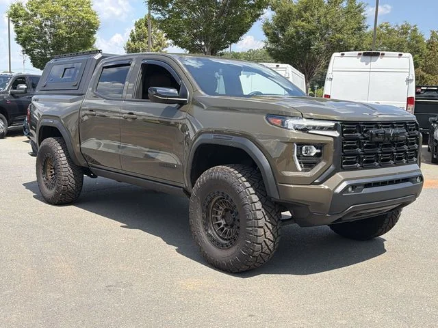 Used 2025 Brown GMC Elevation image 7