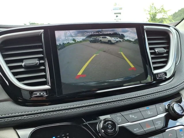 Used 2024 Black Chrysler Touring L image 30