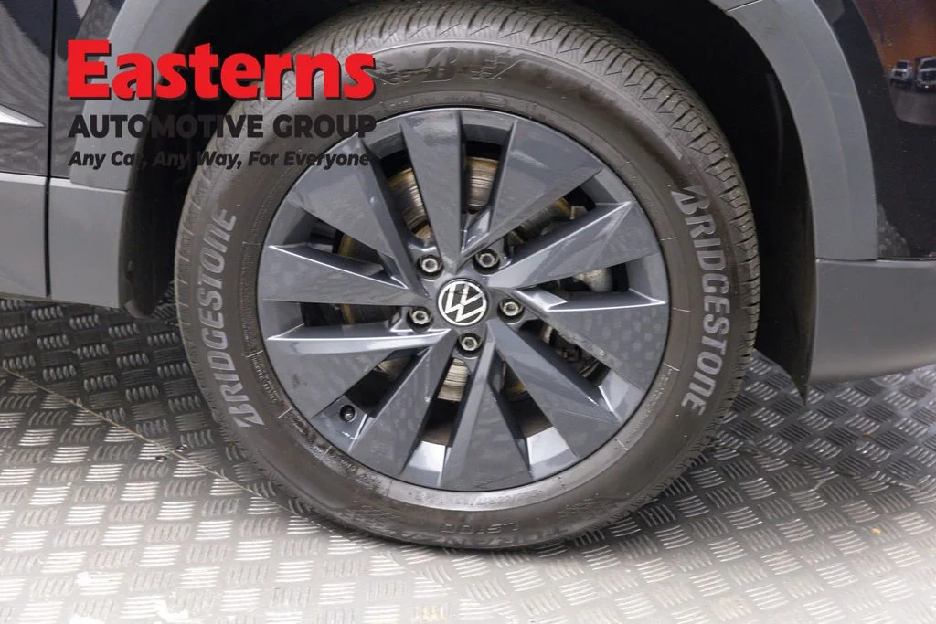 Used 2022 Black Volkswagen 1.5T S image 29