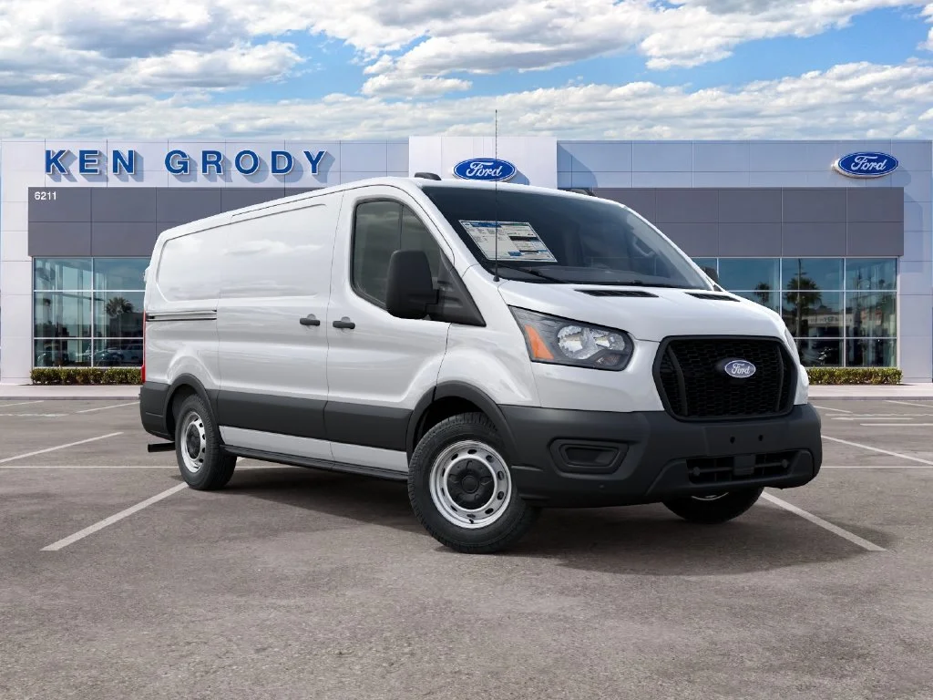 New 2027 Oxford White Ford Base image 1