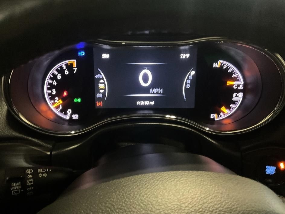 Used 2021 Blue Jeep Limited image 6