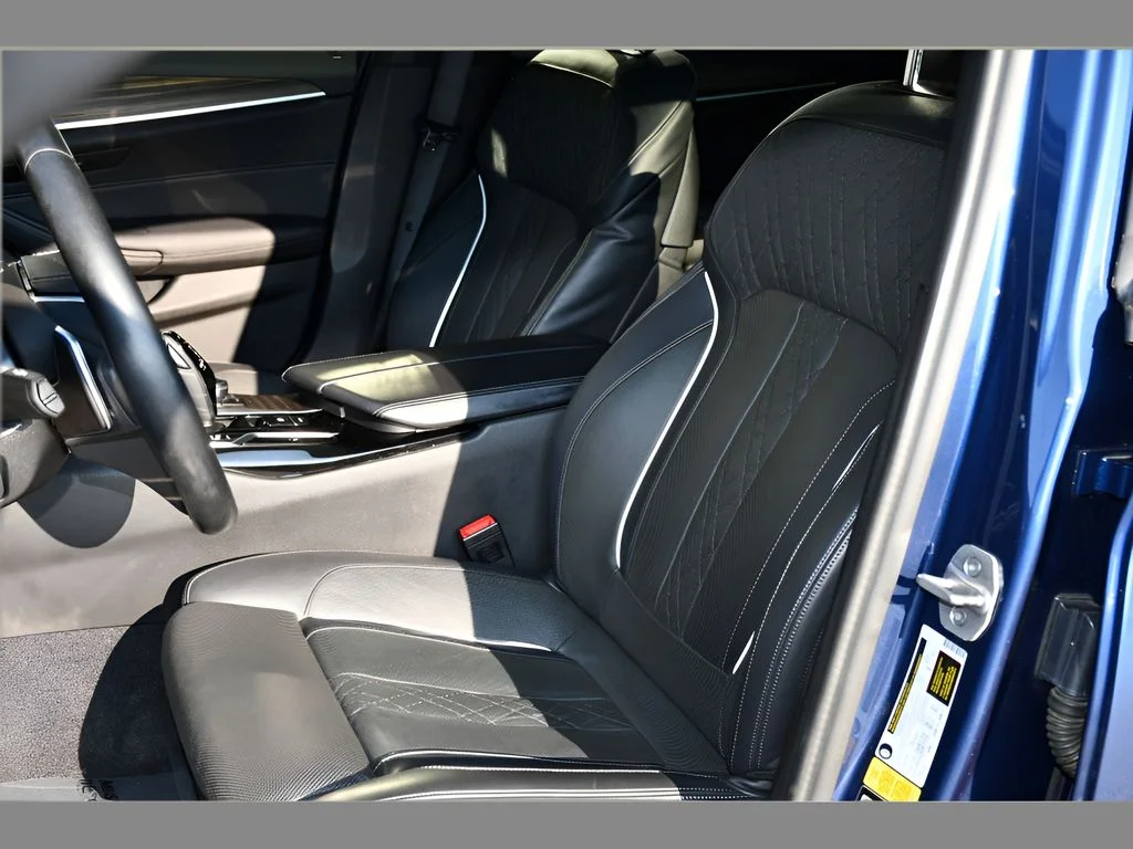 Used 2022 Blue BMW 540i xDrive image 14