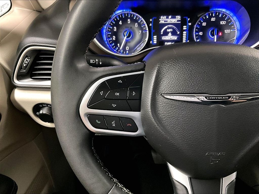 Used 2024 White Chrysler LX image 21